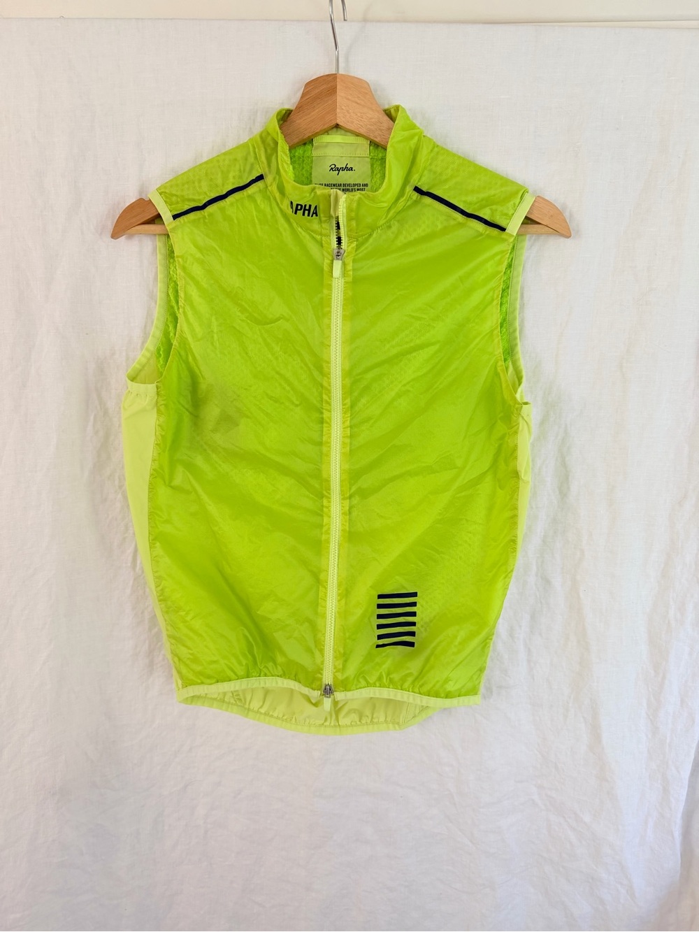 Rapha Pro Team Lightweight Gilet Vest Mens Small Yellow Cycling Windproof